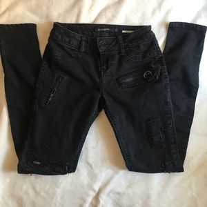 Black heart super skinny jeans black size 0 punk